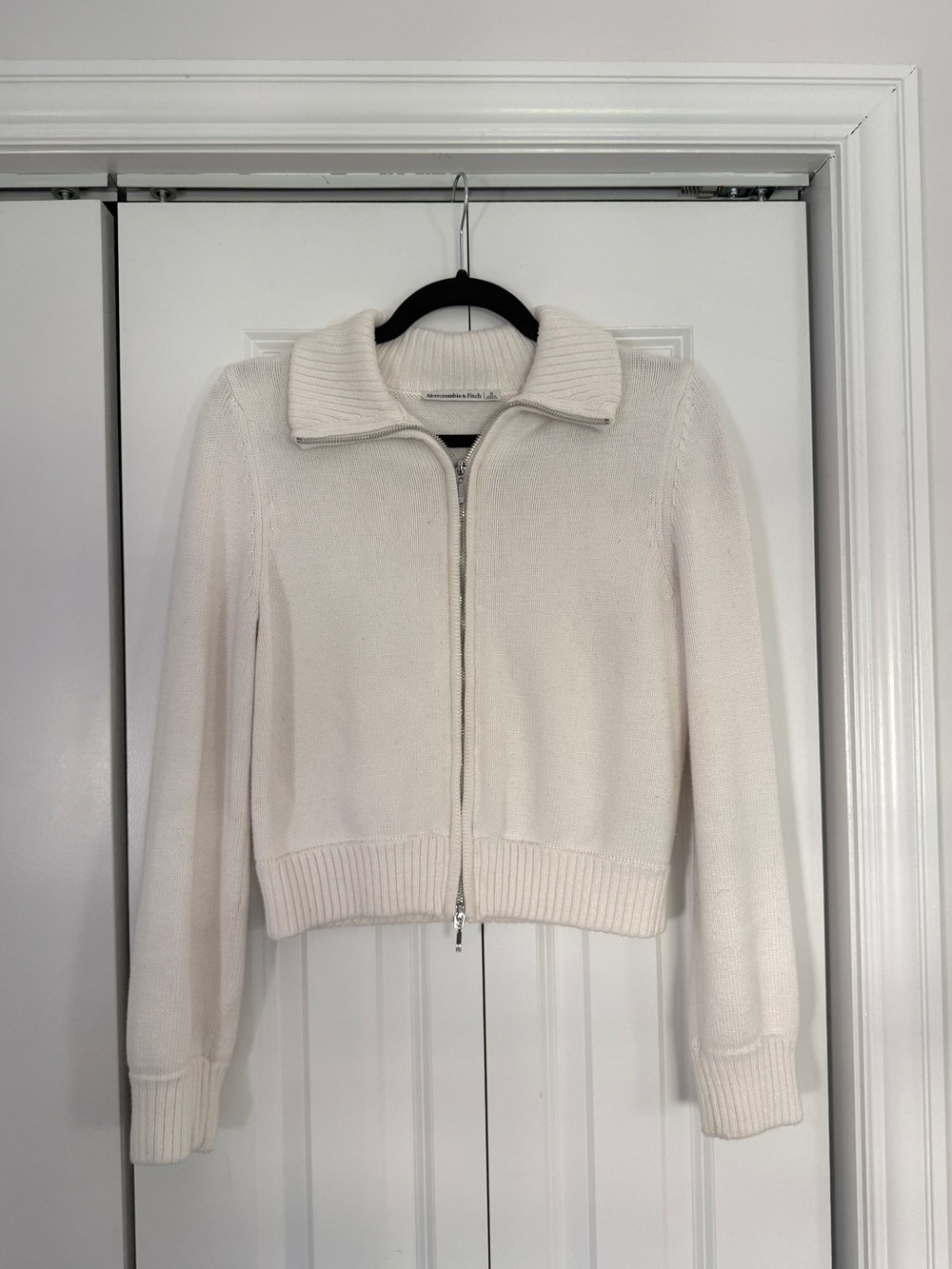 Abercrombie & Fitch Cream Zip-Up Knit Sweater - Picture 2 of 6